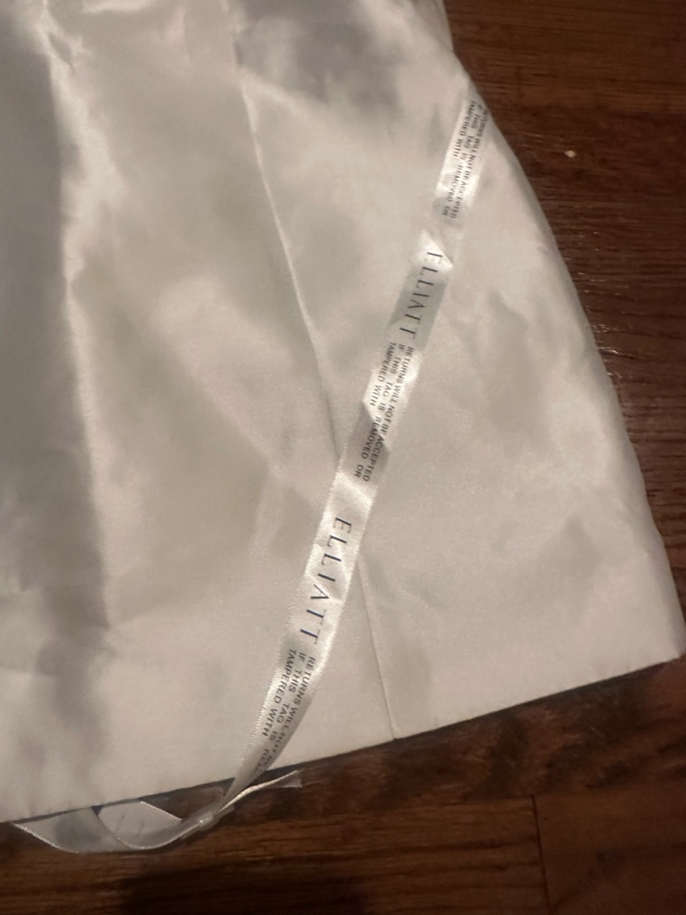 Off-Shoulder White Satin Mini Dress - Picture 14 of 16